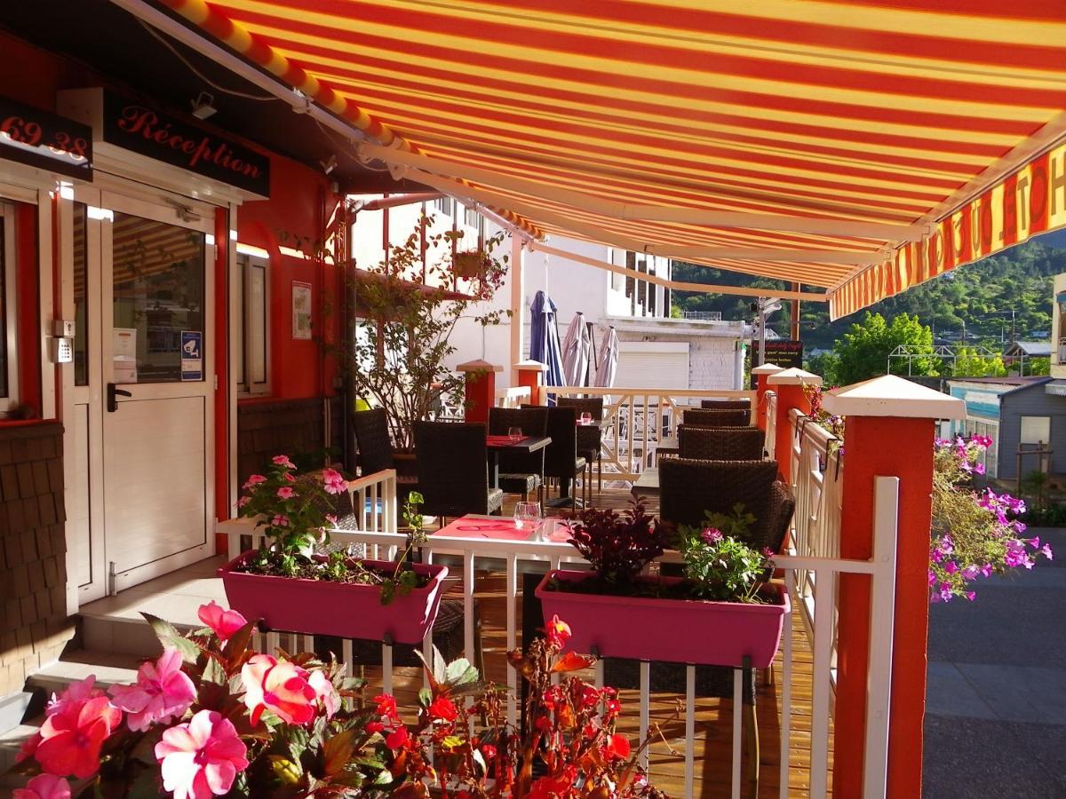 Hotel Du Cirque Cilaos Exteriör bild